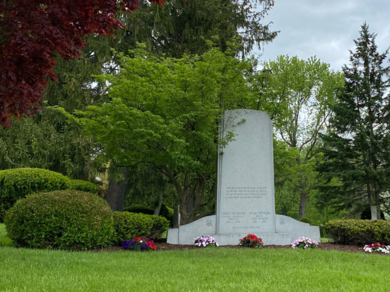 Bench and Cremation Memorials for Canton Cemeteries